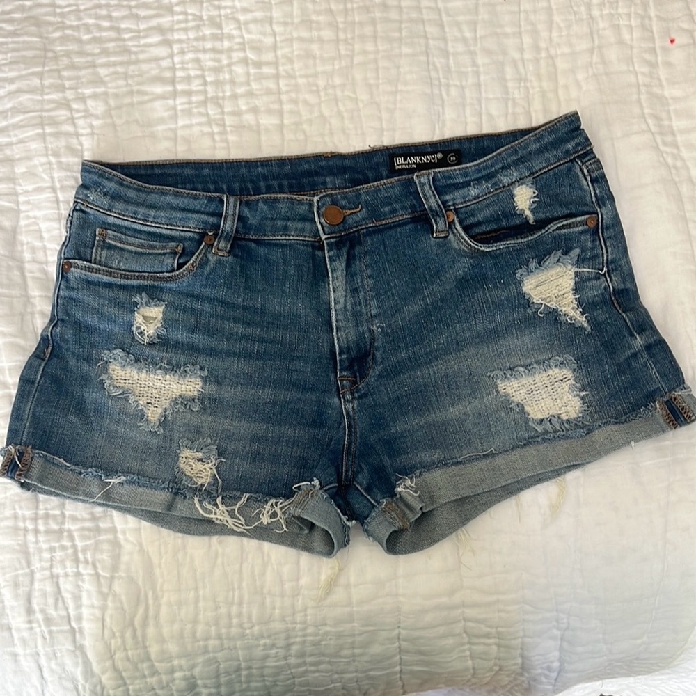 Blank NYC Blue Distressed Jean Shorts the Fulton size 30